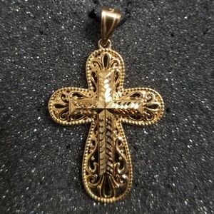 Beautiful 14k Gold Cross Pendant